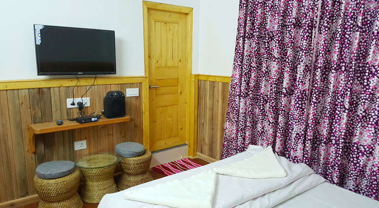 Pelling Residency Bedroom