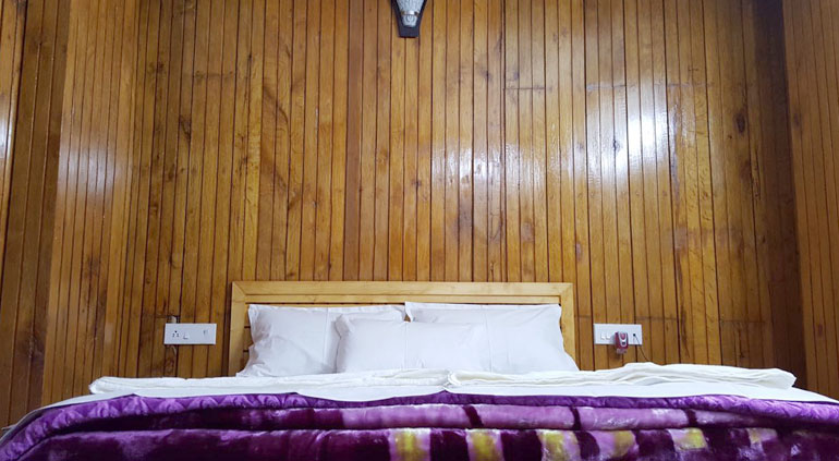 Pelling Residency Bedroom